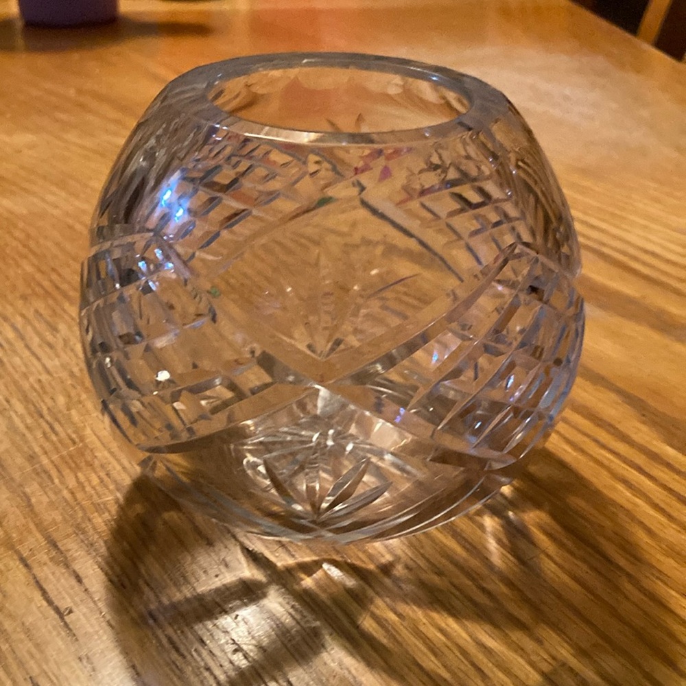 Elegant Crystal Cut Glass Vase